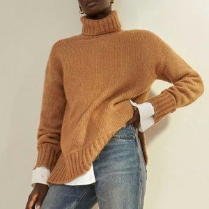 Everlane The Cloud Turtleneck in Heathered Chai Color, Size S